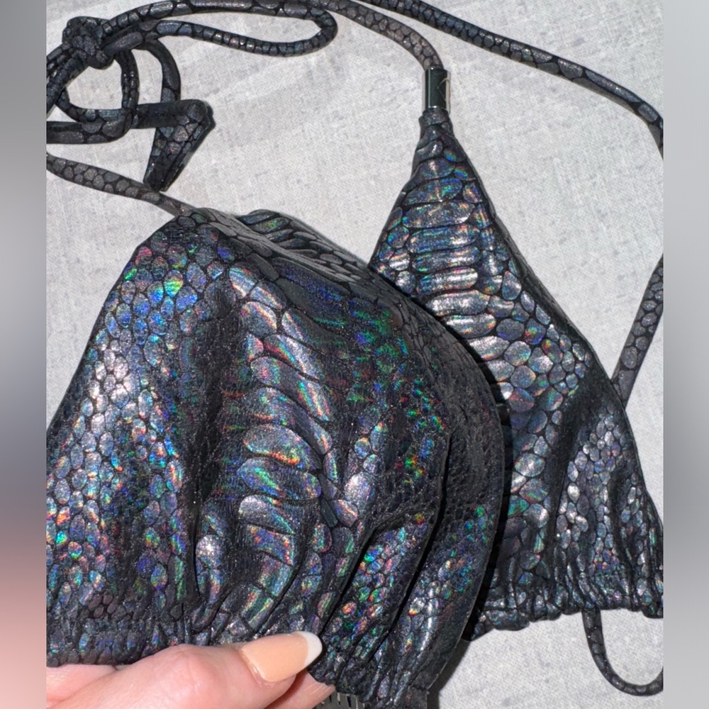Bikini Crush iridescent black bikini - Picture 4 of 8